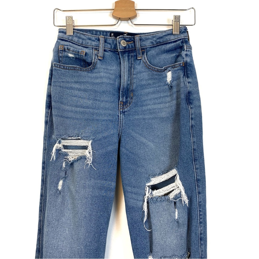 Hollister | Ultra High Rise Vintage Straight‎ Distressed Jeans Size 3 / 26 - Picture 3 of 10